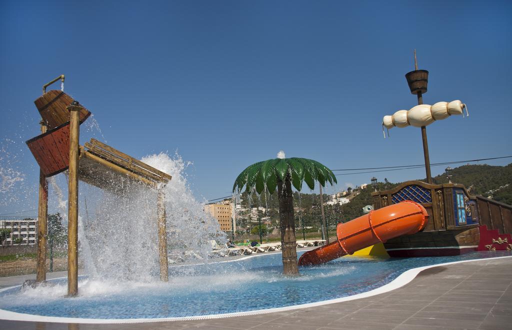 Hotel Europa Splash & Spa マルグラット・デ・マル エクステリア 写真